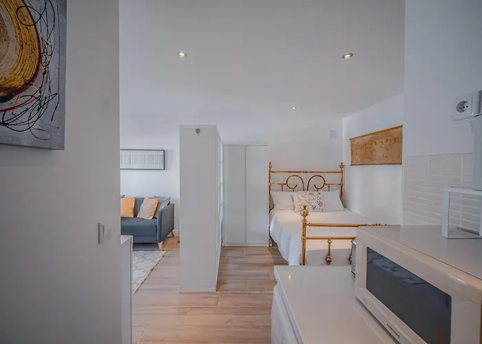 Perfect In * Lizbona